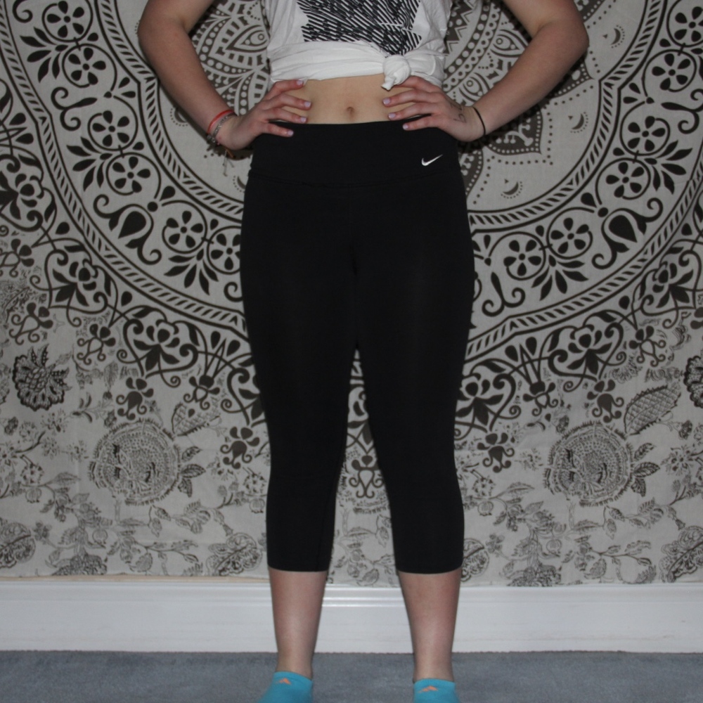 nike capris leggings